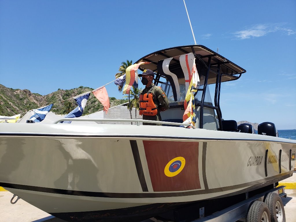 Lancha patrullera Pro-Line Tipo D de la Guardia Nacional Bolivariana 